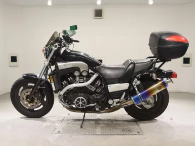 Yamaha V-MAX  с аукциона в Японии