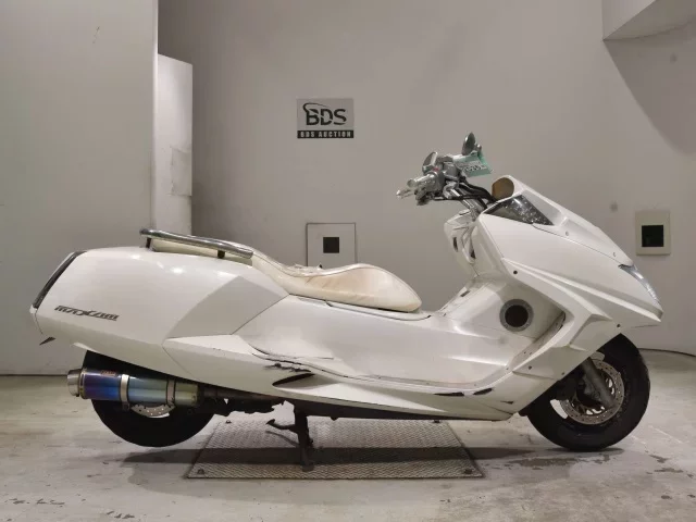 Yamaha MAXAM250 лот № 2536 оценка 4  с аукциона в Японии