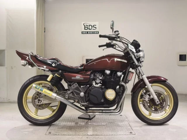 Kawasaki ZEPHYR400K лот № 7509 оценка 4  с аукциона в Японии