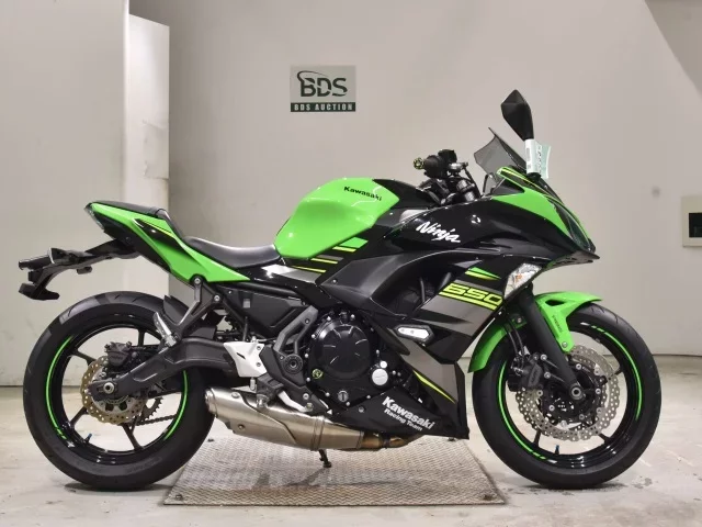 Kawasaki NINJA650A лот № 2633 оценка 5  с аукциона в Японии