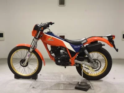 Honda TLR200  с аукциона в Японии