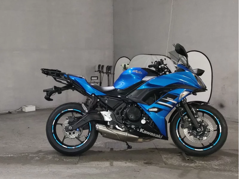 Kawasaki NINJA650 лот № 7069 оценка 5  с аукциона в Японии