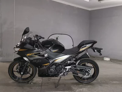 Kawasaki NINJA400  с аукциона в Японии