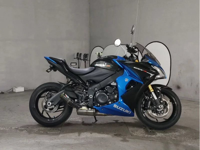 Suzuki GSX-S1000F лот № 7561 оценка 4.5  с аукциона в Японии