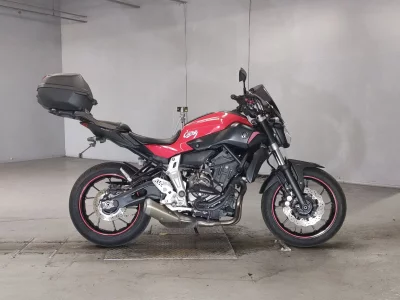 Yamaha MT-07 2015