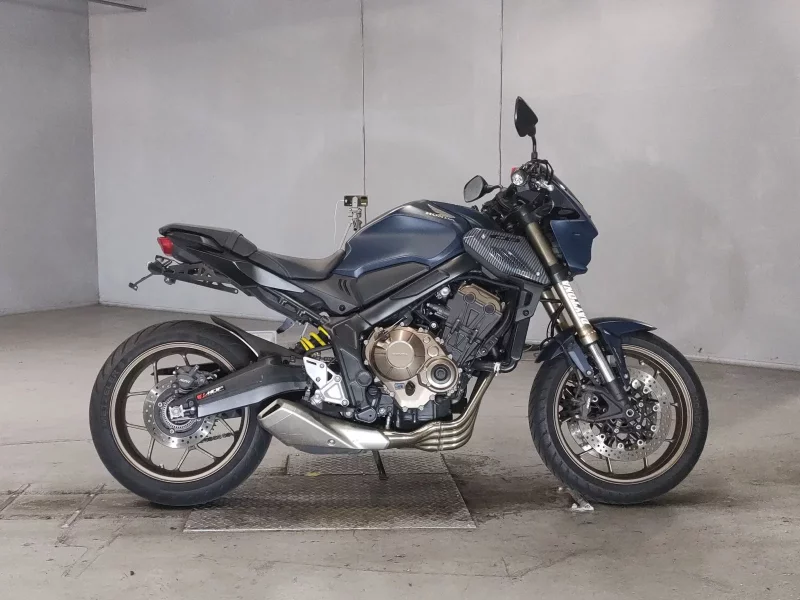 Honda CB650R лот № 5620 оценка 4  с аукциона в Японии
