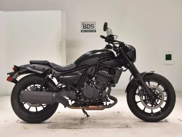 Kawasaki ELIMINATOR 400-3SE лот № 0430 оценка 5  с аукциона в Японии