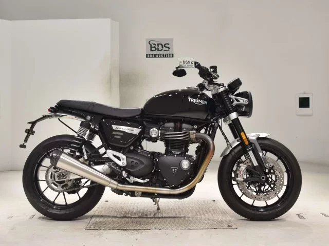 Triumph  SPEED TWIN лот № 2699 оценка 5  с аукциона в Японии