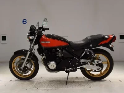 Kawasaki ZEPHYR400  с аукциона в Японии