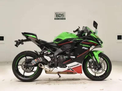 Kawasaki ZX-25R  с аукциона в Японии