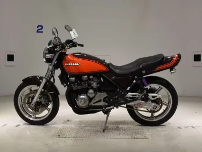 Kawasaki ZEPHYR400  с аукциона в Японии