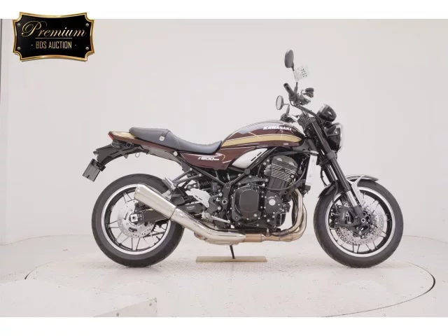 Kawasaki Z900RS лот № 2534 оценка 6  с аукциона в Японии