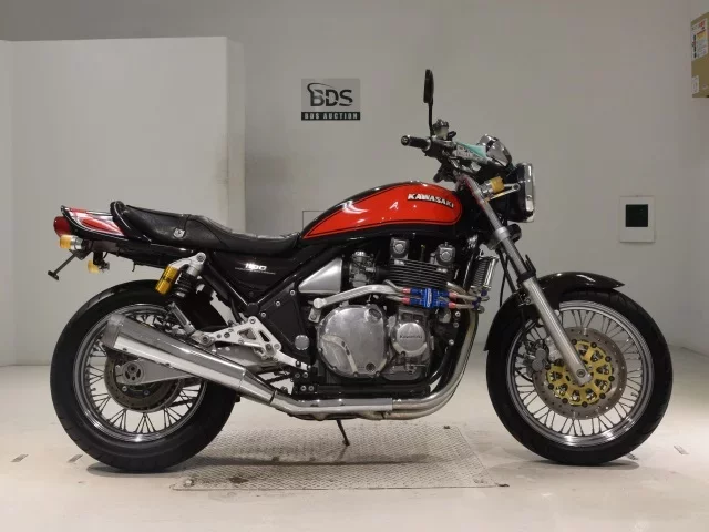 Kawasaki ZEPHYR1100RS лот № 0195 оценка 4  с аукциона в Японии