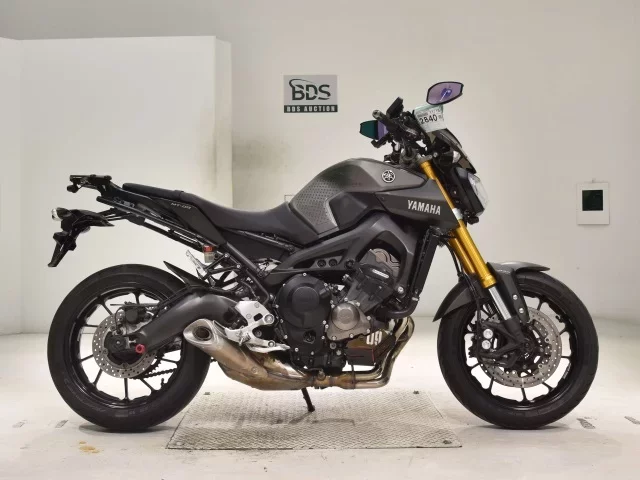 Yamaha MT-09A лот № 2840 оценка 4  с аукциона в Японии