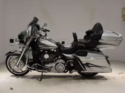 Harley-Davidson HARLEY FLHXSE1800CVO  с аукциона в Японии