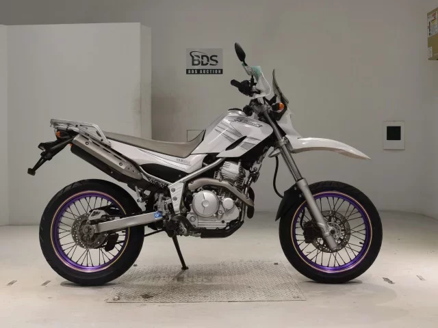 Yamaha XT250X-2 лот № 0335 оценка 4  с аукциона в Японии