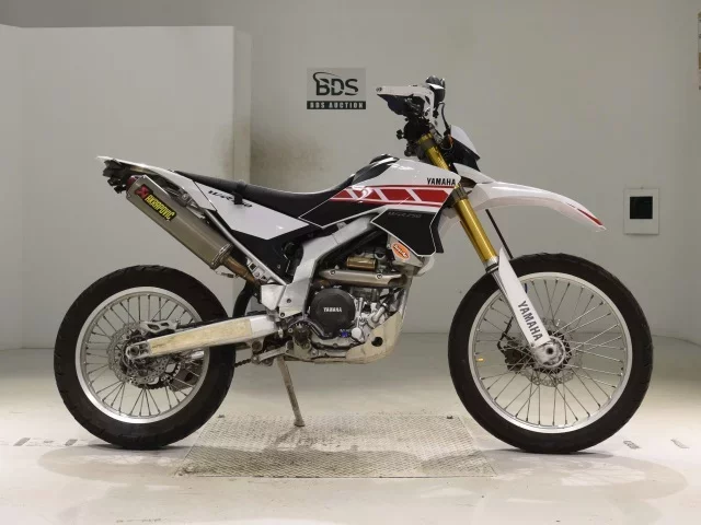 Yamaha WR250R лот № 3043 оценка 4  с аукциона в Японии