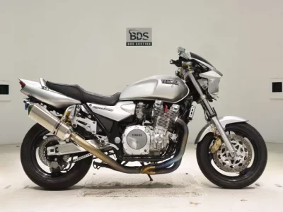 Yamaha XJR1300  с аукциона в Японии