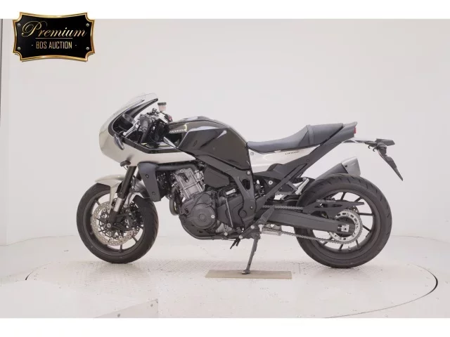 Honda HAWK11