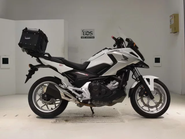 Honda NC750XLD-2 лот № 7891 оценка 4  с аукциона в Японии