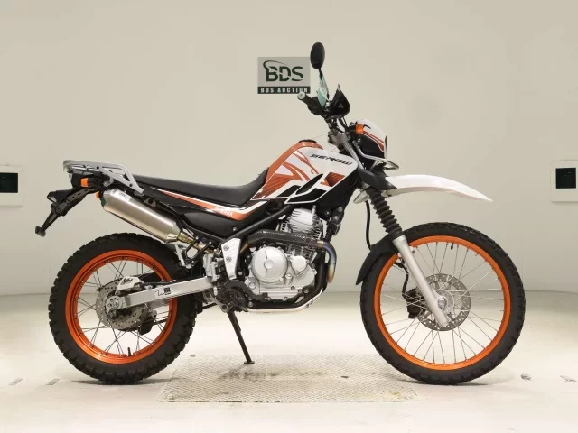 Yamaha SEROW 250-3 лот № 7800 оценка 5  с аукциона в Японии
