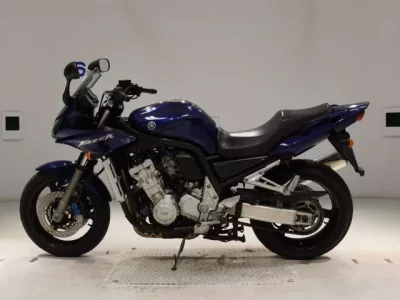 Yamaha FZS1000 FEATHER  с аукциона в Японии