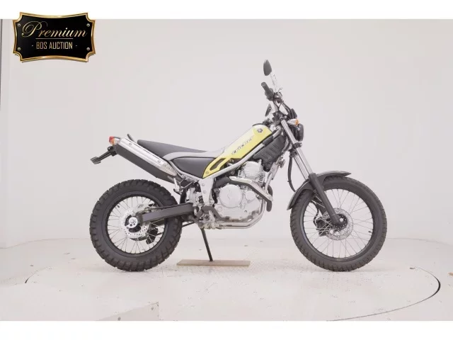 Yamaha TORITSU CAR лот № 2584 оценка 5  с аукциона в Японии