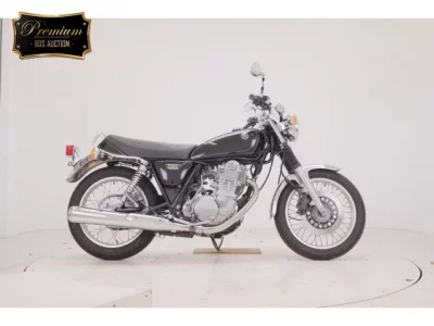 Yamaha SR400-4  с аукциона в Японии