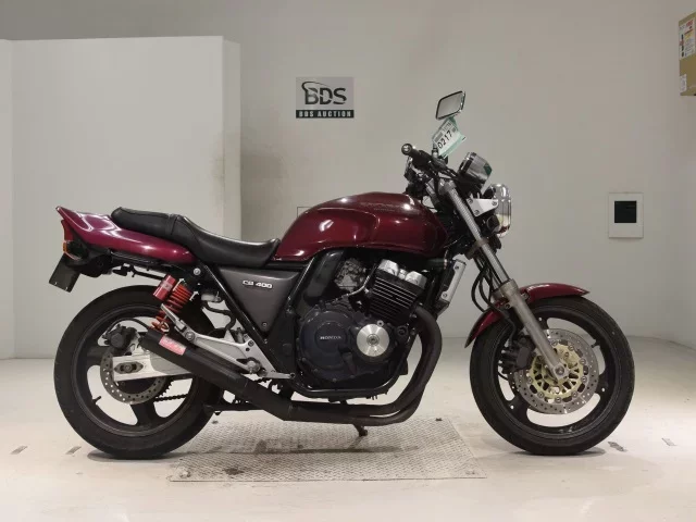Honda CB400SF лот № 0217 оценка 4  с аукциона в Японии