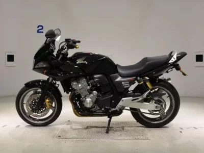 Honda CB400SFV-4 BOLDORABS  с аукциона в Японии