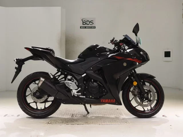 Yamaha YZF-R25 лот № 2742 оценка 4  с аукциона в Японии