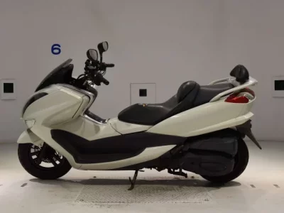 Yamaha MAJESTY 250-4  с аукциона в Японии