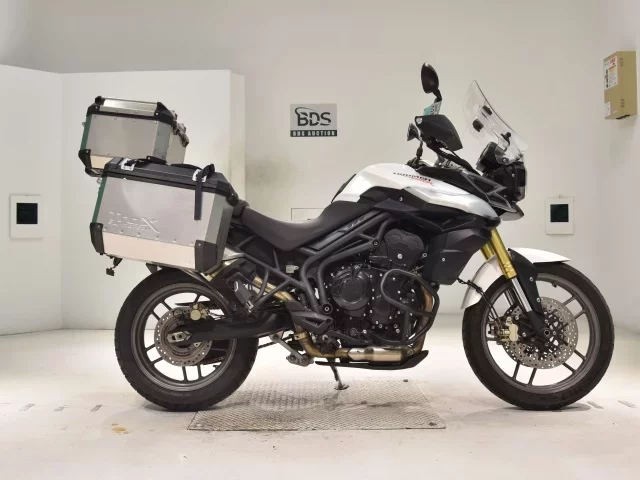 Triumph  TIGER 800 лот № 5293 оценка 4  с аукциона в Японии