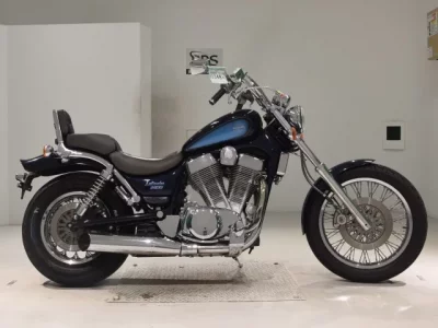 Suzuki INTRUDER 1400  с аукциона в Японии