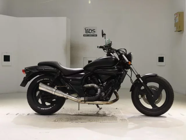 Kawasaki ELIMINATOR 250V лот № 5008 оценка 4  с аукциона в Японии