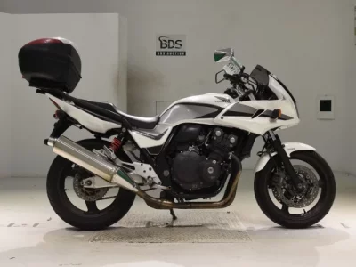 Honda CB400SFV-4 BOLDORABS  с аукциона в Японии