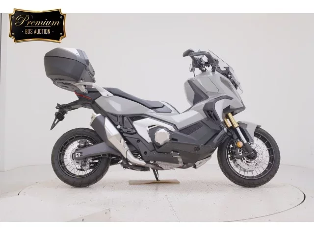 Honda X-ADV750-2 лот № 7589 оценка 5  с аукциона в Японии