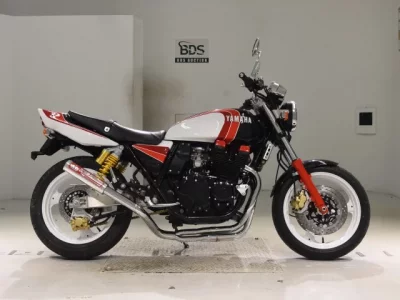 Yamaha XJR400  с аукциона в Японии