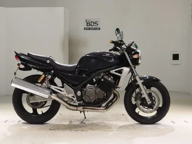 Kawasaki BALIUS250-2 лот № 3017 оценка 4  с аукциона в Японии