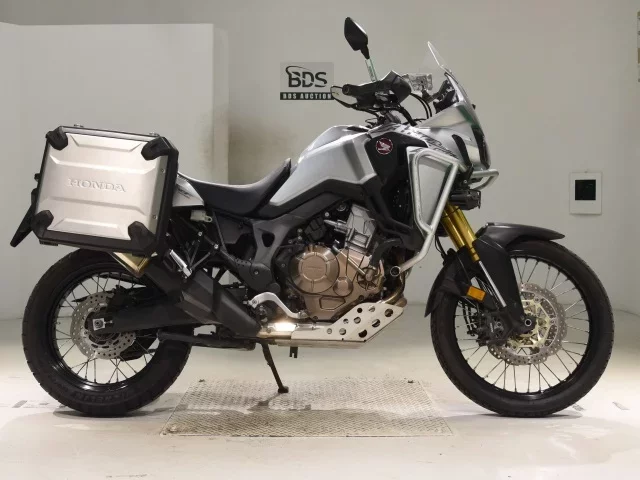 Honda CFR1000 AfricaTwin лот № 3033 оценка 5  с аукциона в Японии