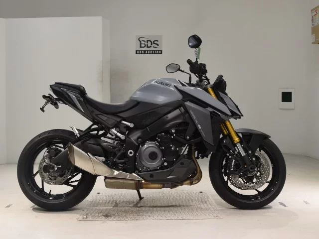 Suzuki GSX-S1000-2 лот № 2667 оценка 7  с аукциона в Японии