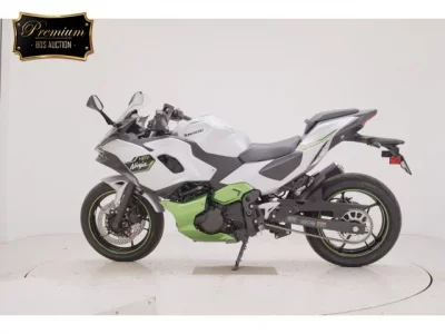 Kawasaki NINJA7 HYBRID  с аукциона в Японии