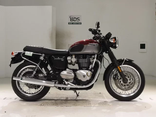 Triumph  BONNEVILLE T120 лот № 5216 оценка 5  с аукциона в Японии