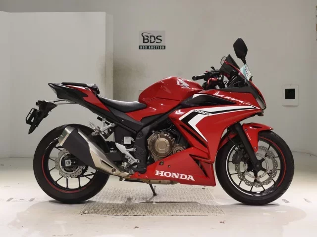 Honda CBR400R-2 лот № 2866 оценка 5  с аукциона в Японии