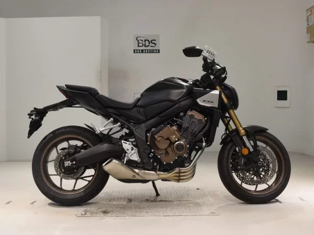 Honda CB650R-2E CLUTCH лот № 2688 оценка 7  с аукциона в Японии