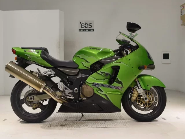Kawasaki ZX-12R лот № 0501 оценка 4  с аукциона в Японии