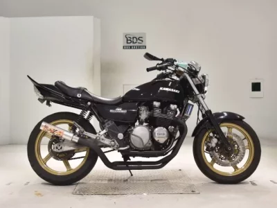 Kawasaki ZEPHYR400  с аукциона в Японии