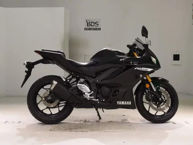 Yamaha YZF-R25 лот № 0127 оценка 5  с аукциона в Японии