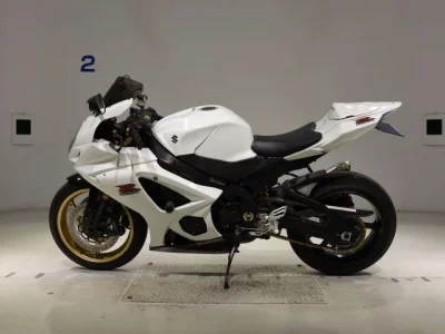 Suzuki GSX-R10000  с аукциона в Японии