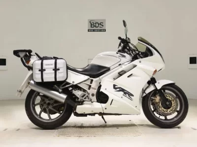 Honda VFR750F-2
